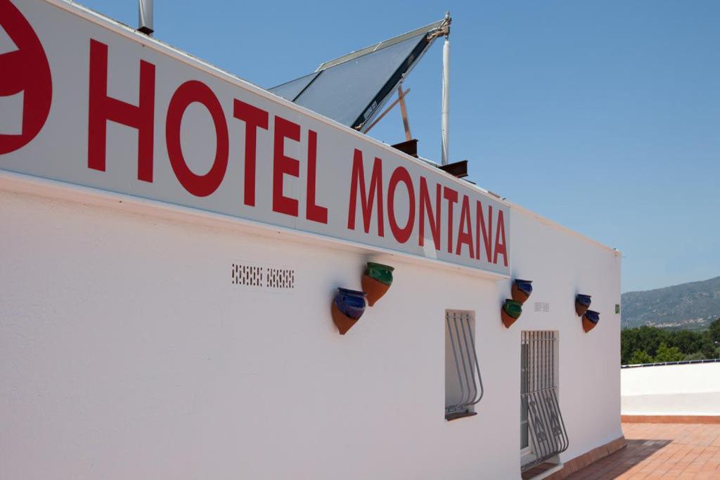 Hotel Montana Roses Eksteriør billede